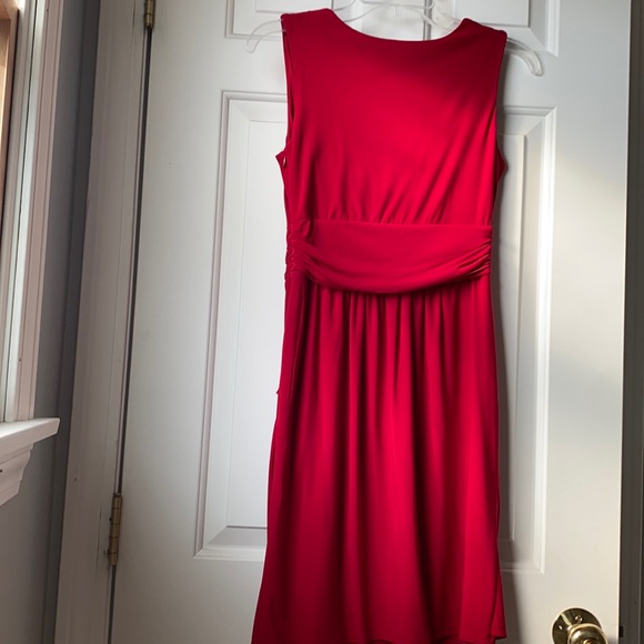 Roz & Ali, Red, Size 4 Petite, sheath dress - Picture 4 of 9